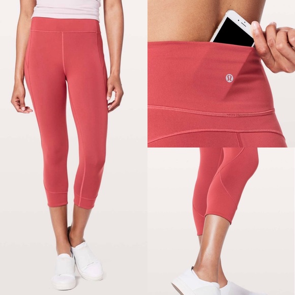 Lululemon In Movement Crop *Everlux 19"
Vintage Rose Size 2 - Picture 2 of 8